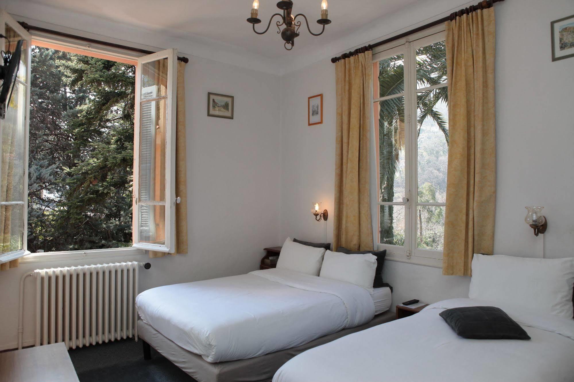 Auberge Les Gorges Du Loup Tourrettes-sur-Loup Esterno foto